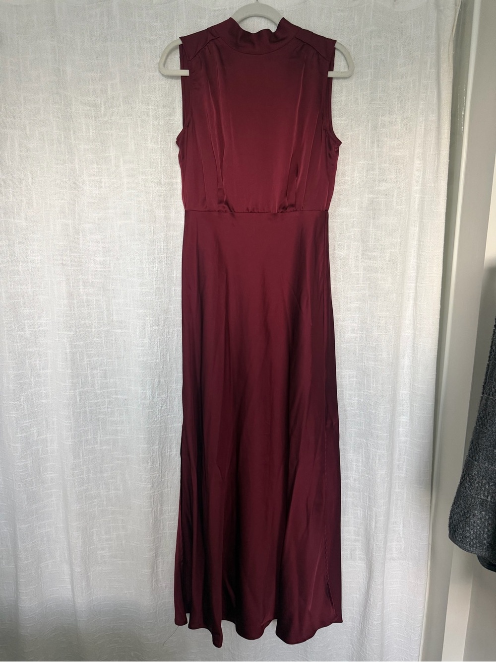 Lulu's Sleeveless Burgundy Maxi Dress